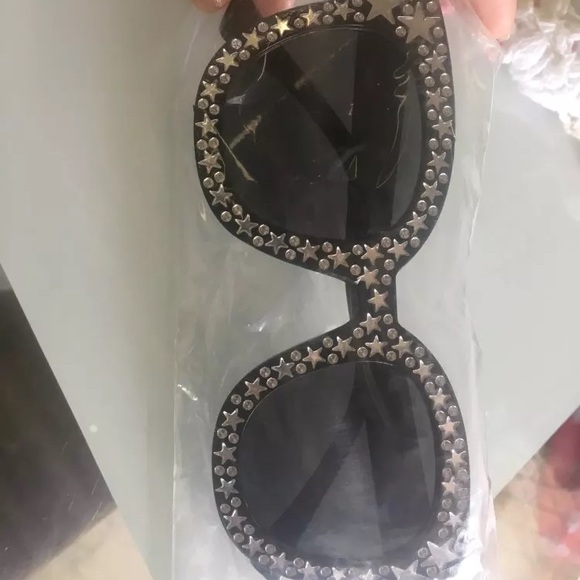 Rock Dazzle Sunnies - Picture 4 of 4